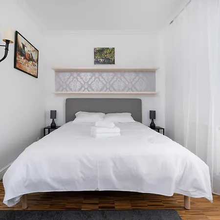 Appartamento Rolnicza Spacious By Bookinghost